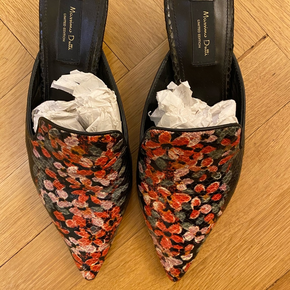 Massimo Dutti Limited Edition Leather Mules